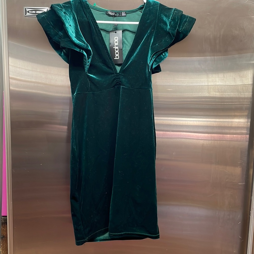 Mini Boohoo Emerald Green Petite dress